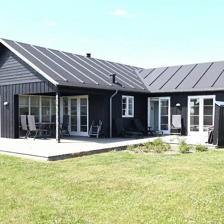 Four Bedroom Holiday In 3 Hébergement de vacances